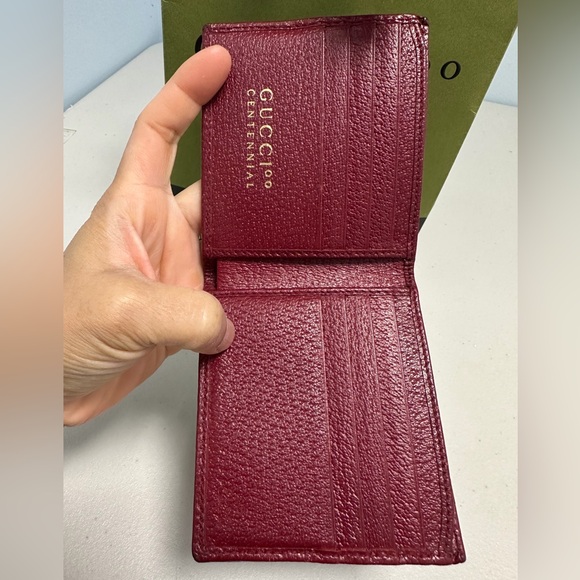 GUCCI 100 CENTENNIAL 8 CC WALLET - Picture 5 of 16